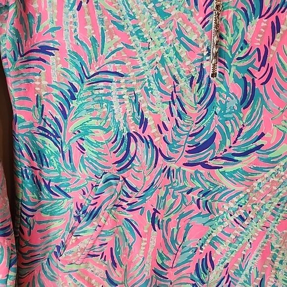 Beautiful Lilly Pultzer UPF 50PLUS SKIPPER POPOVER - Picture 1 of 6